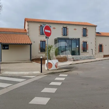 Maison A 1,4 Km De La Plage Pour 4 Pers Avec Balcon A - Fr-1-357-322 度假居